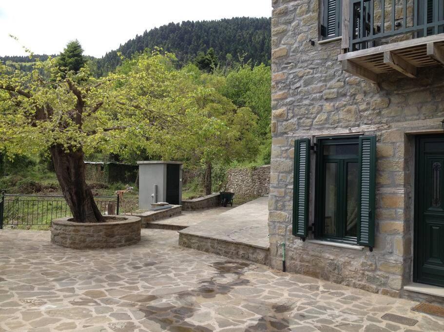 Δάφνη 1933, Λιθόχτιστο Αρχοντικό Στο Βουνό Villa Ano Chora Buitenkant foto
